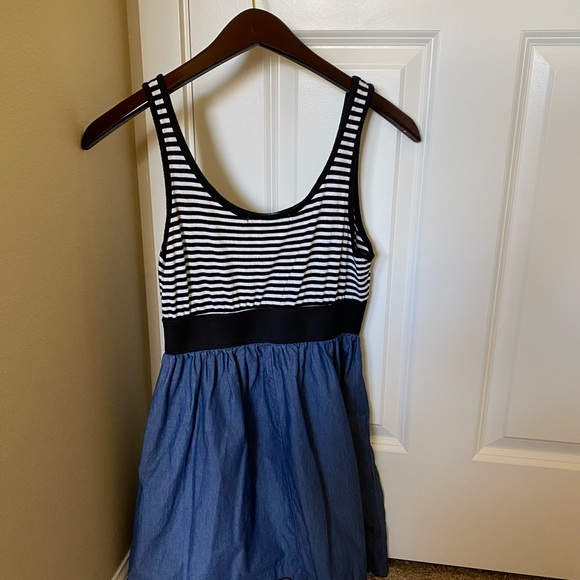 Twofer striped and chambray dress - Picture 2 of 4